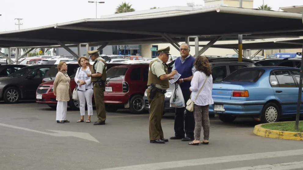 Carabineros realiza campaña para evitar el robo de vehículos Diario