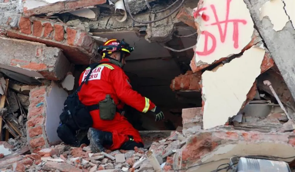 Ecuatorianos luchan ante “la mayor tragedia de los últimos 67 años”