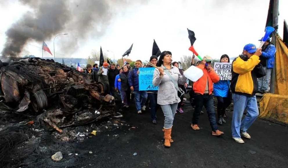 Pescadores de Chiloé radicalizan protesta tras fracaso de las negociaciones
