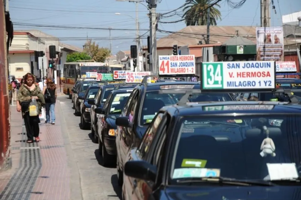 Gremio de taxis colectivos asegura que habrá masiva adhesión al paro
