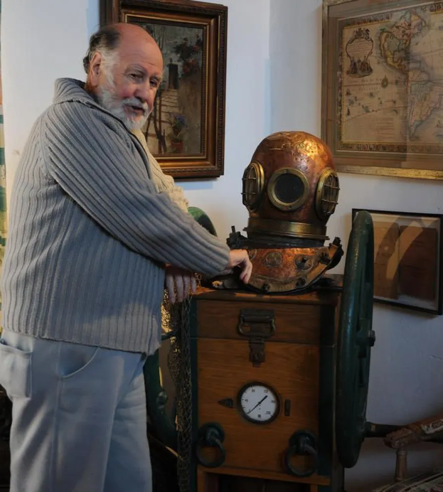 El buceo llevó a explorar a Alfredo Cea el patrimonio arqueológico submarino, que se transformó en su pasión.