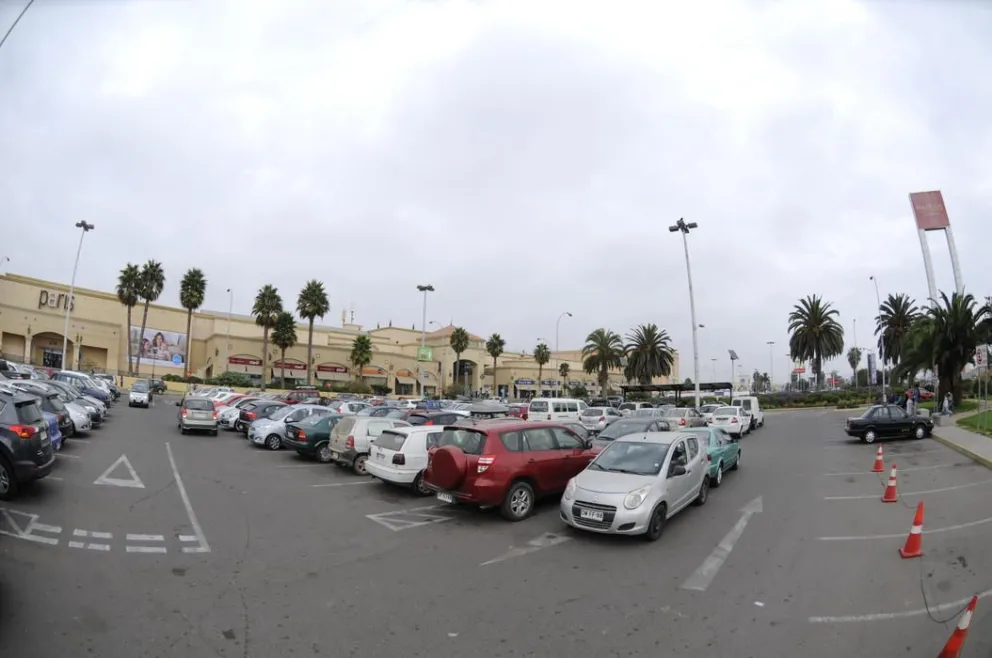 El 90% de este tipo de ilícitos se llevan a cabo en los estacionamientos de los centros comerciales.
