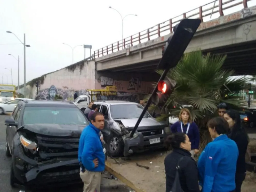 Así quedaron los vehículos involucrados en el accidente y donde se busca a quienes lo provocaron.