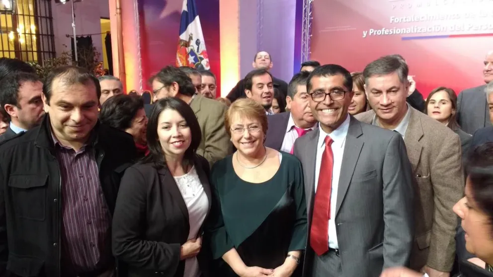 Presidenta Bachelet promulga ley que permitirá aumentar plantas de personal en los municipios