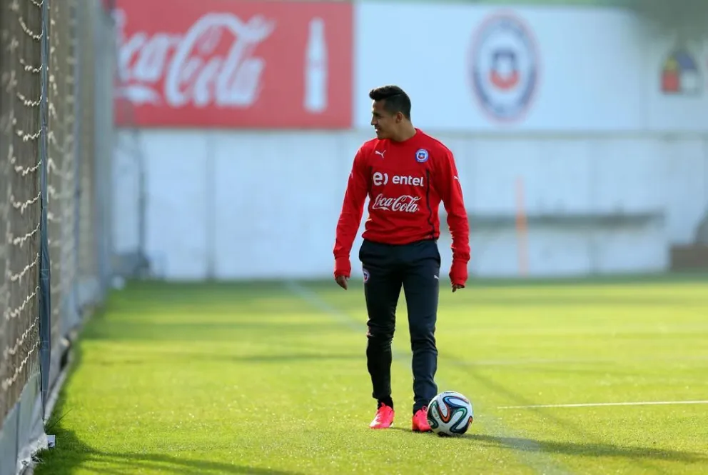 Alexis Sánchez ya está en Chile para preparar la Copa América Centenario