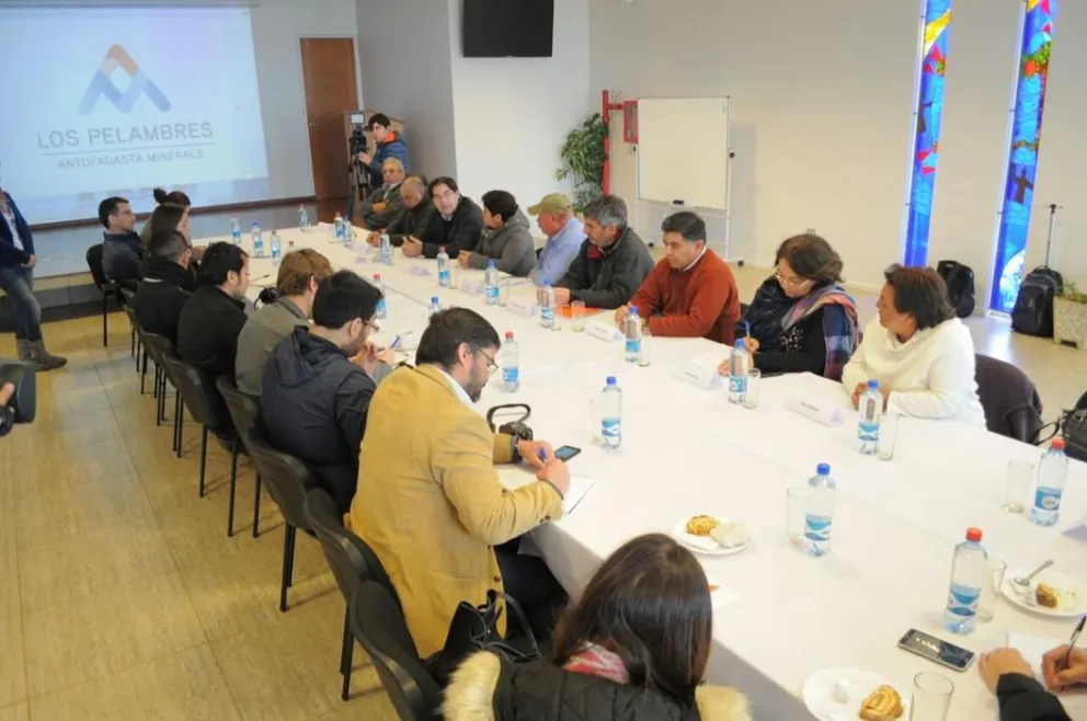 Tras 10 años de conflicto Minera Los  Pelambres logra acuerdo con Caimanes