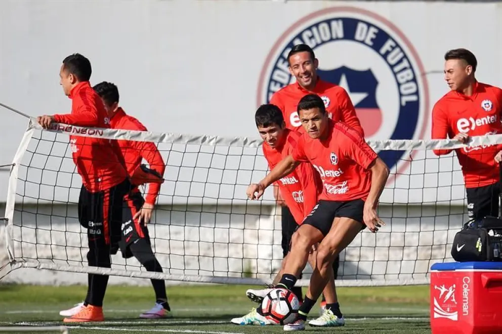 Una Roja ofensiva recibe a Jamaica en amistoso previo a la Copa Centenario