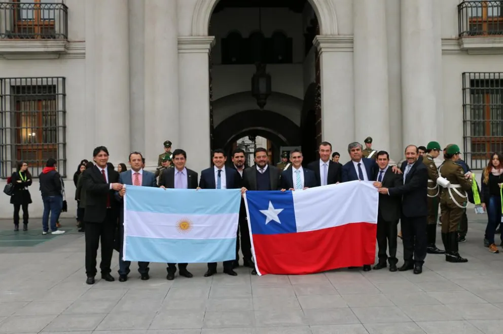 Conocen avances de obras anexas al túnel de Agua Negra