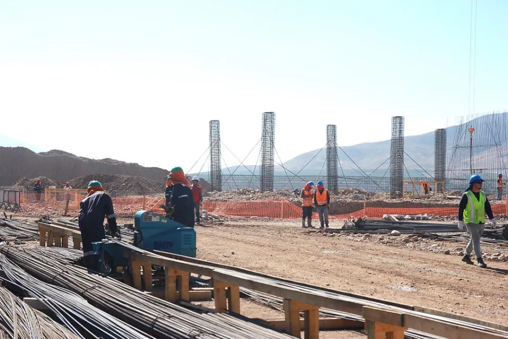 Hospital de Ovalle presenta sólo un 5% de avance en sus obras