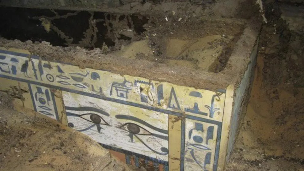 Arqueólogos hallan la momia de una importante dama faraónica en Asuán
