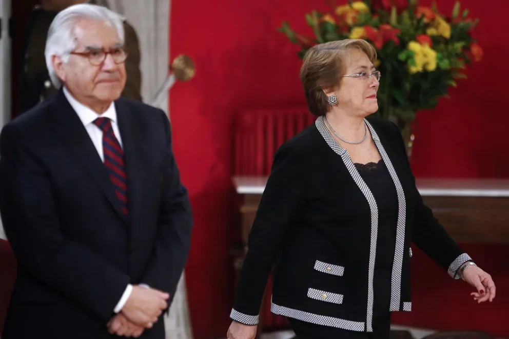Bachelet pide a nuevo ministro Interior conducción política y buena gestión