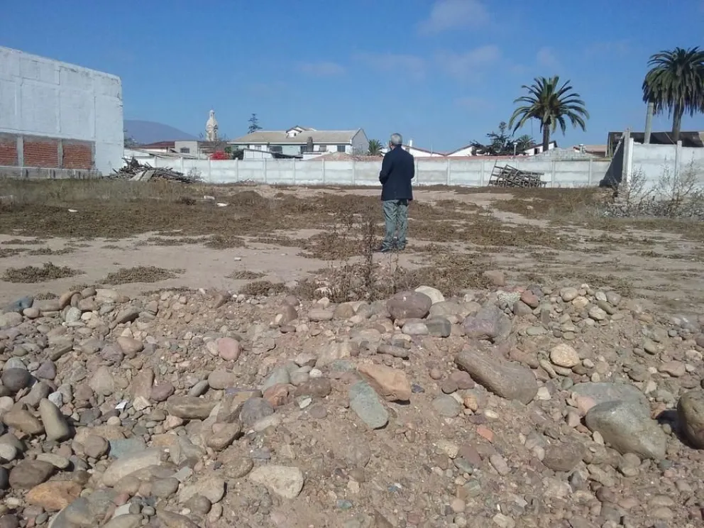 Donde hoy existe un montón de piedras se  levantará el nuevo consultorio Schaffhauser