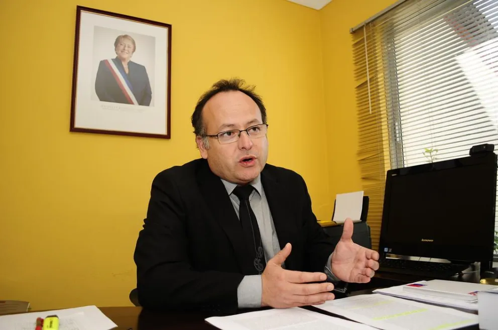 Seremi de Gobierno descarta ofrecimiento laboral a candidato para bajarse de primarias