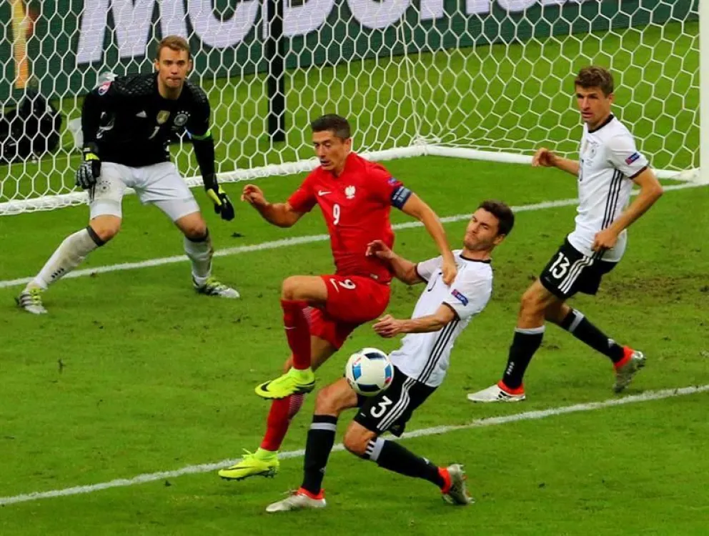 Alemania y Polonia igualan sin goles en el Grupo C