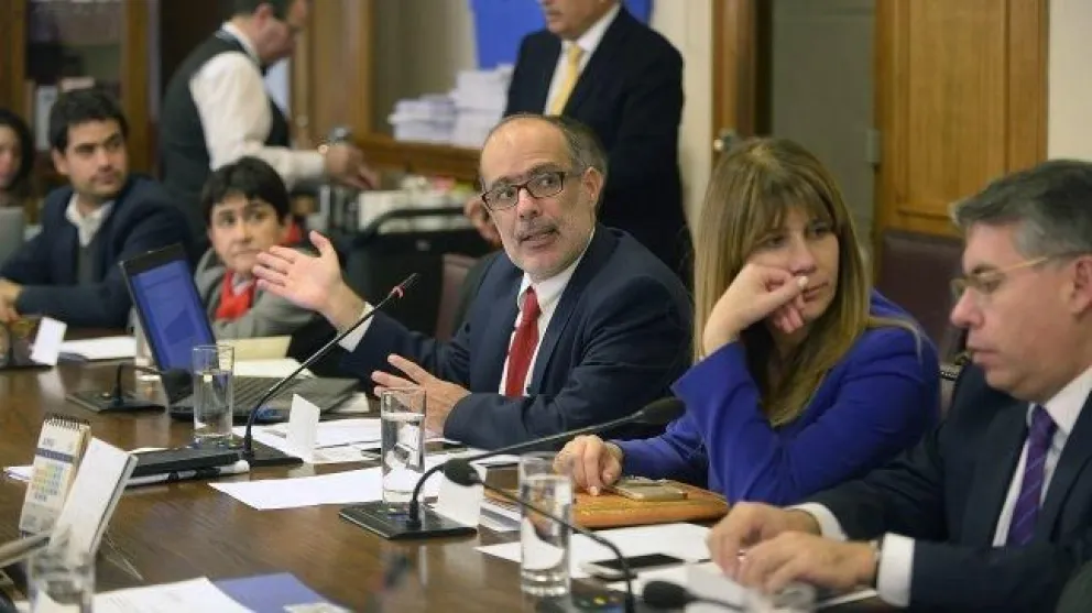 Desde el Gobierno mejoran propuesta de salario mínimo