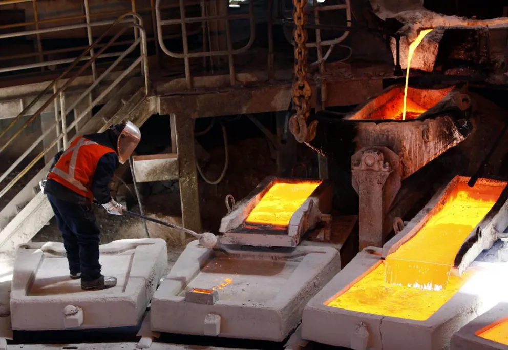 Exportaciones mineras caen un 37,5% y repercuten en el total de envíos regionales