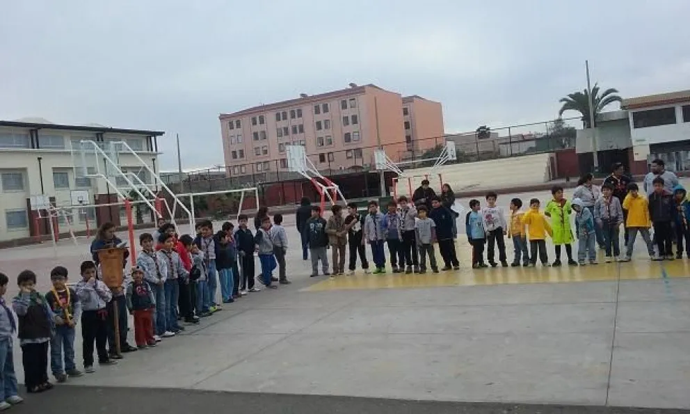 Lobatos participan en actividad  deportiva distrital