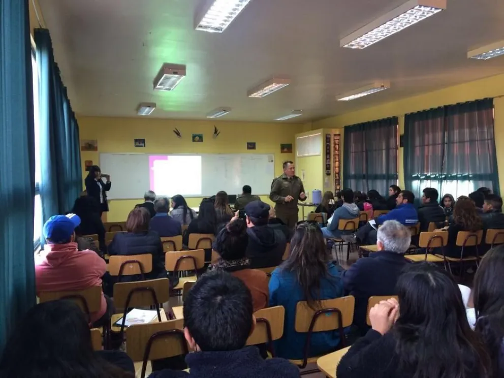 Carabineros está dando charlas  preventivas en colegios de Ovalle