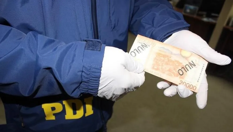 ¡Se pasó! Abuelita fue capturada con billetes falsos en La Serena