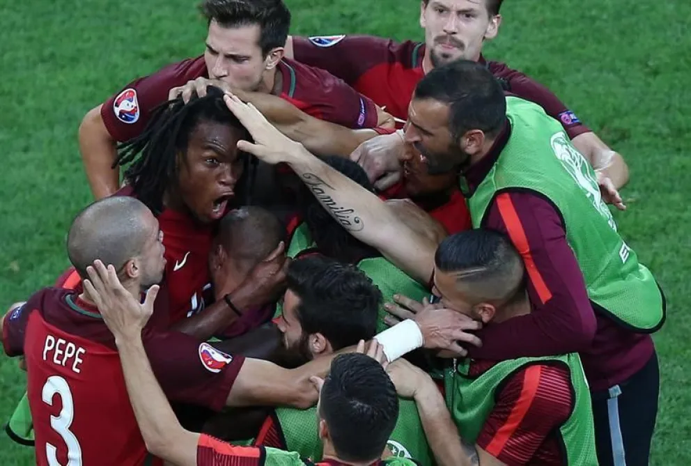 Portugal avanzó sufriendo a las semifinales de la Eurocopa