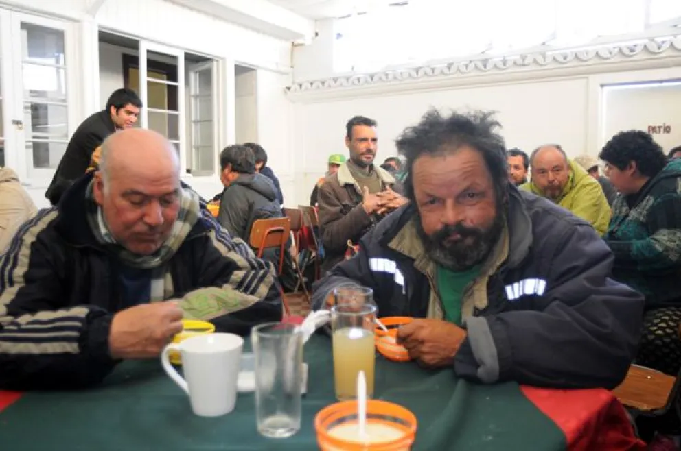 El Plan se inicia desde el 5 de junio y culmina el 6 de septiembre para proteger a estas personas de las noches más frías, ademas $28.320 millones fue lo destinado su ejecución