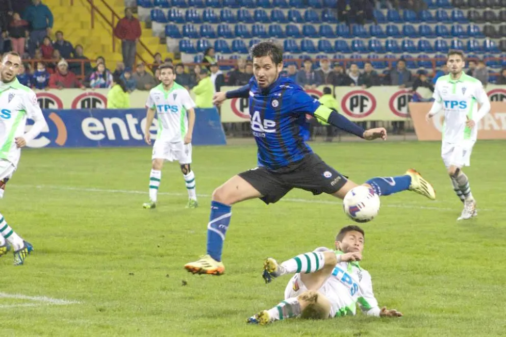 Coquimbo ya tiene amarrado al volante Pancho Arrué y goles de Lucas Concistre
