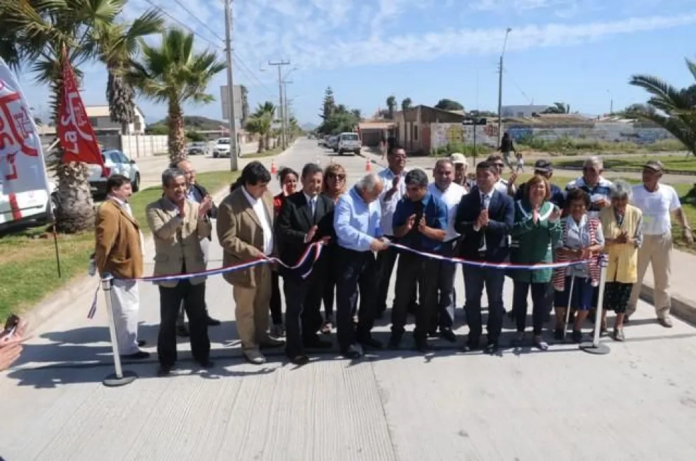 Inauguran tramo de la avenida Pacífico en Caleta San Pedro
