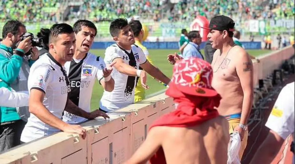 Colo Colo es campeón en escandaloso y vergonzoso final