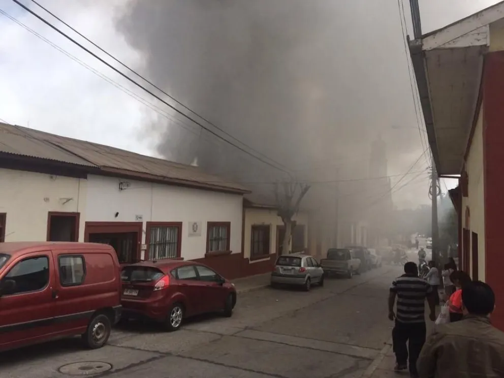 [VIDEO] Violento incendio se registró en el centro de La Serena