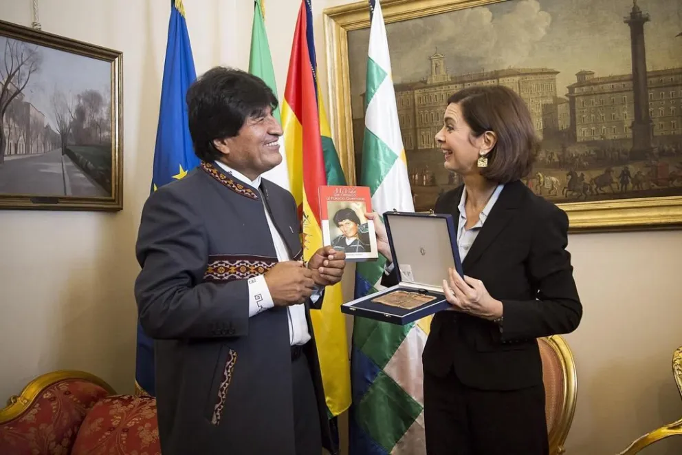 Morales invoca "la fuerza de la razón" para solucionar la cuestión con Chile