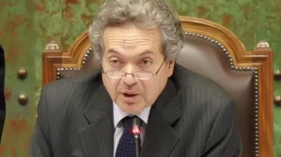 Sorprenden a diputado Guillermo Ceroni enviando mensajes sexuales ...