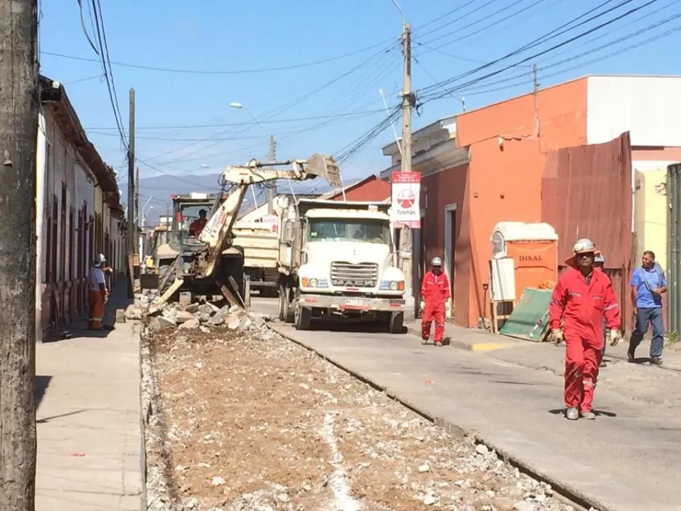 Trabajos en calle Brasil seguirán hasta la quincena de este mes