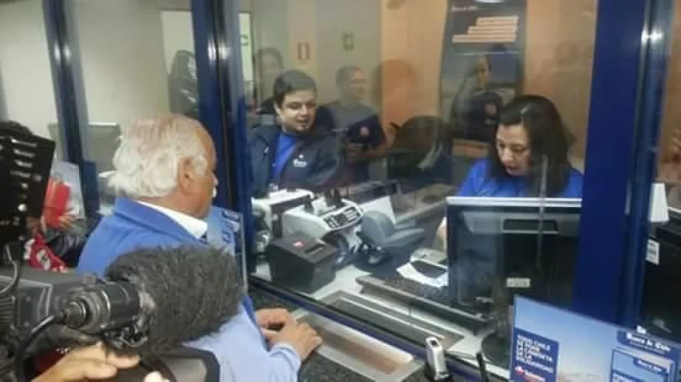 Municipio de La Serena dona siete millones de pesos a la Teletón