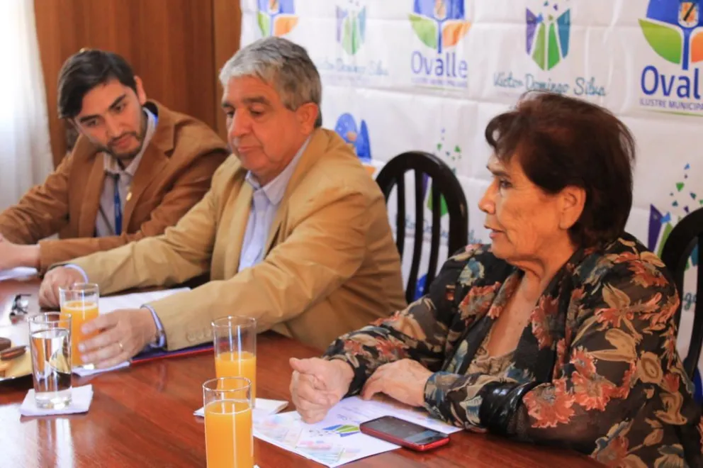 Lanzan concurso literario Víctor Domingo Silva en Ovalle