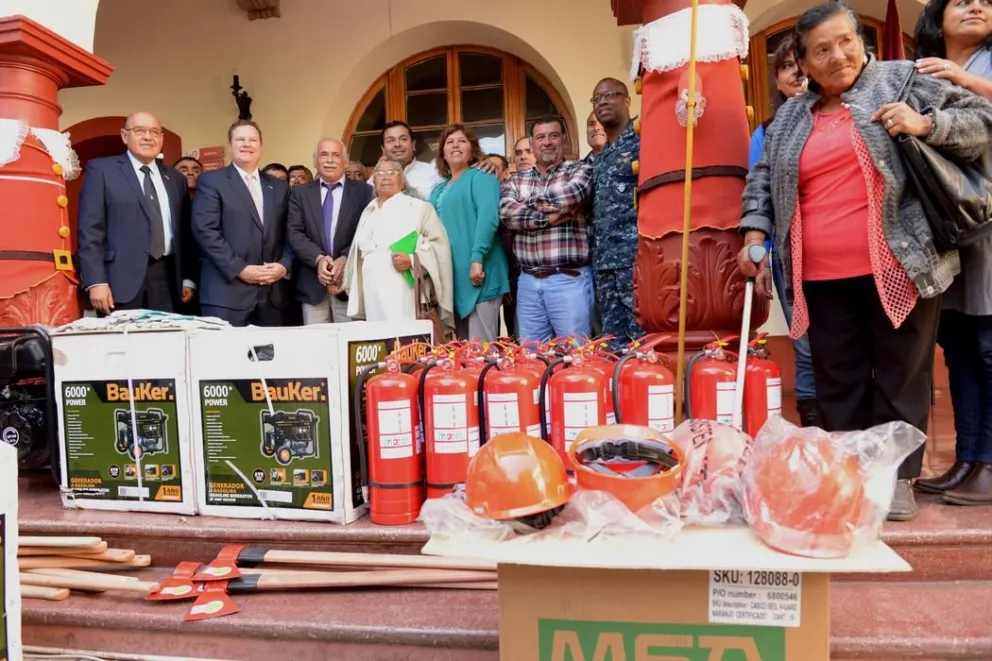 Gobierno de EE.UU entrega equipamiento de emergencia para pueblos rurales de La Serena