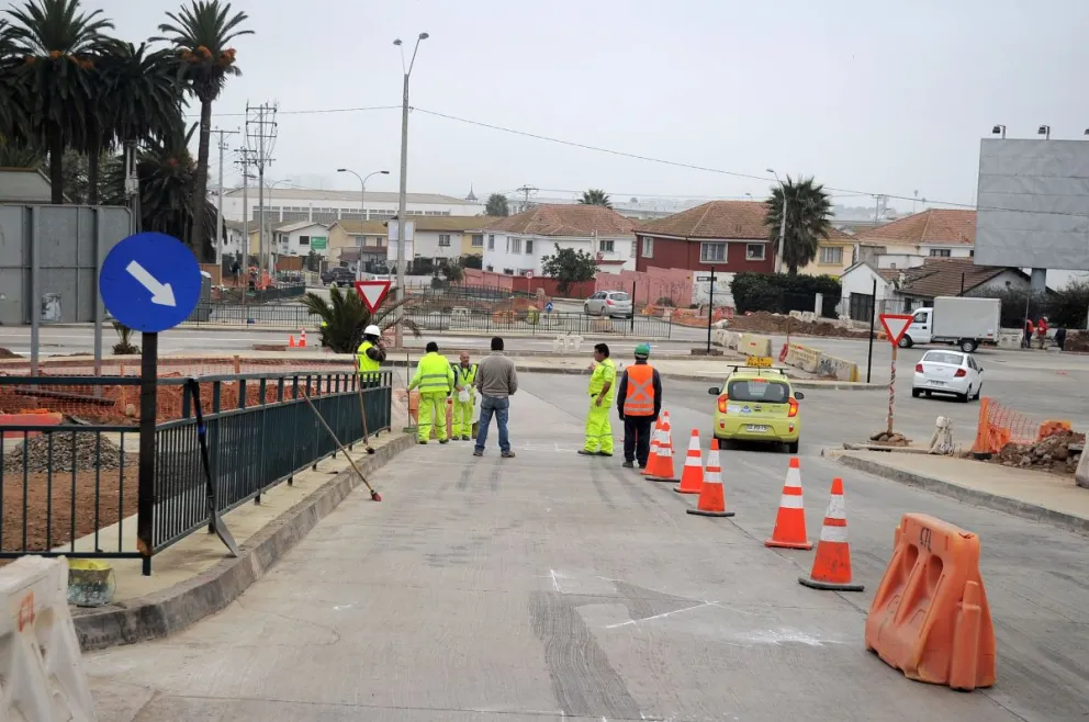 Las obras del proyecto “Eje Cisternas” alcanzan a la fecha un 95% de avance y se espera que los trabajos estén culminados a fines de este año.