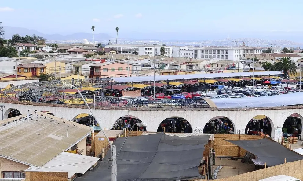 Inauguran techo de Feria  de Abastos en La Serena