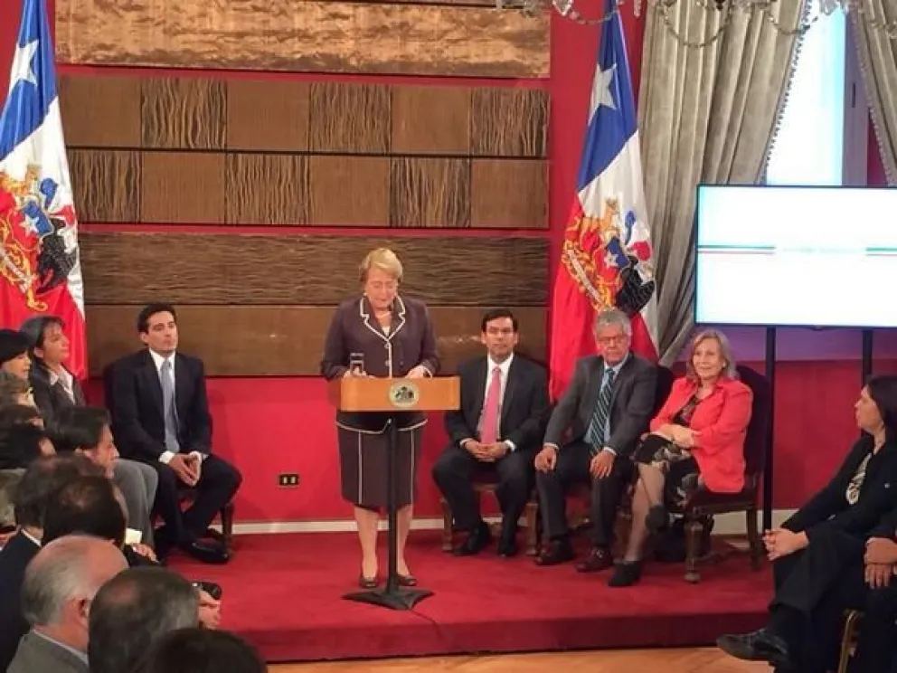 Presidenta Bachelet entrega detalles de la Reforma Tributaria