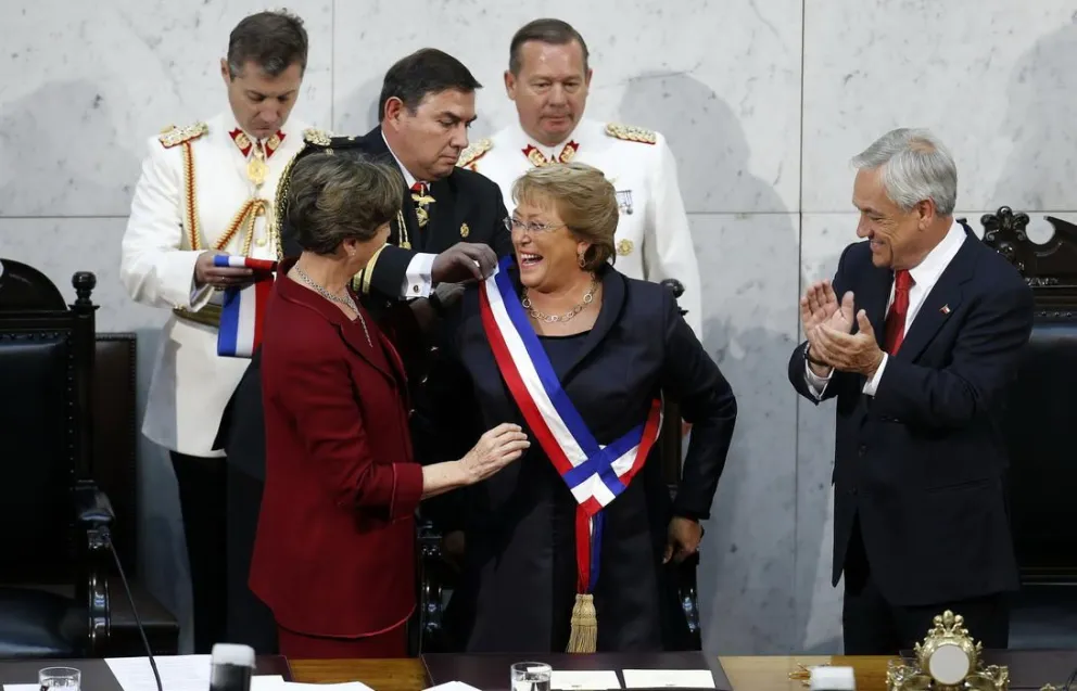 Michelle Bachelet llega por segunda vez a la moneda