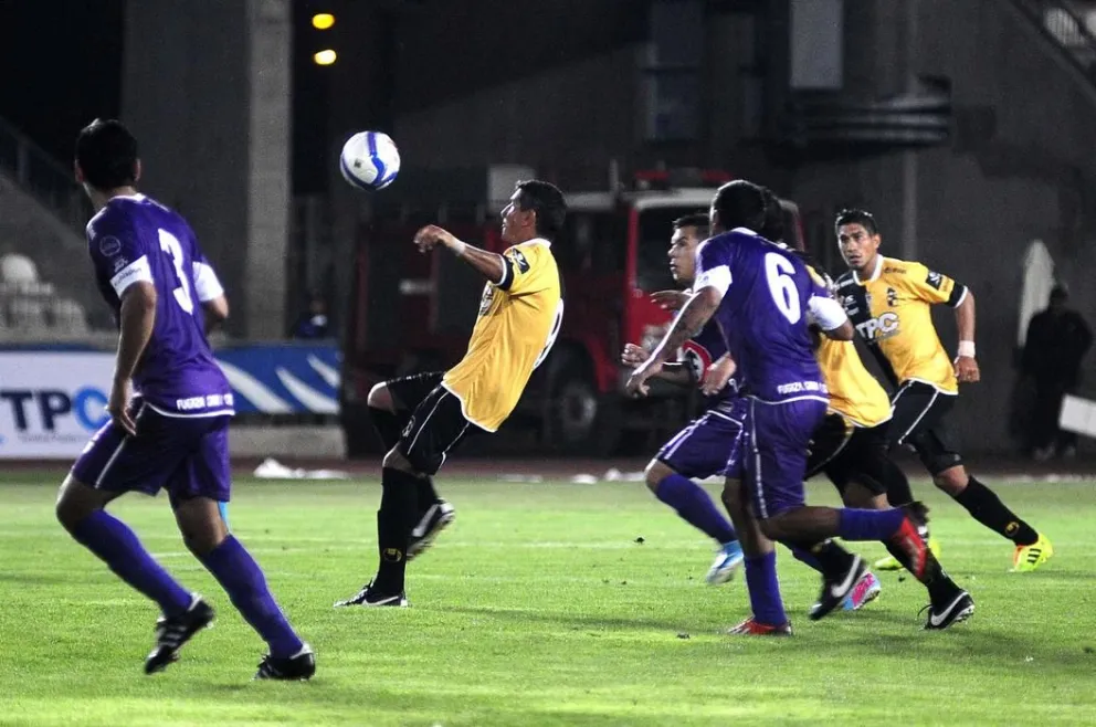 Coquimbo recuperó el poder goleador de su máximo artillero Mario Pierani