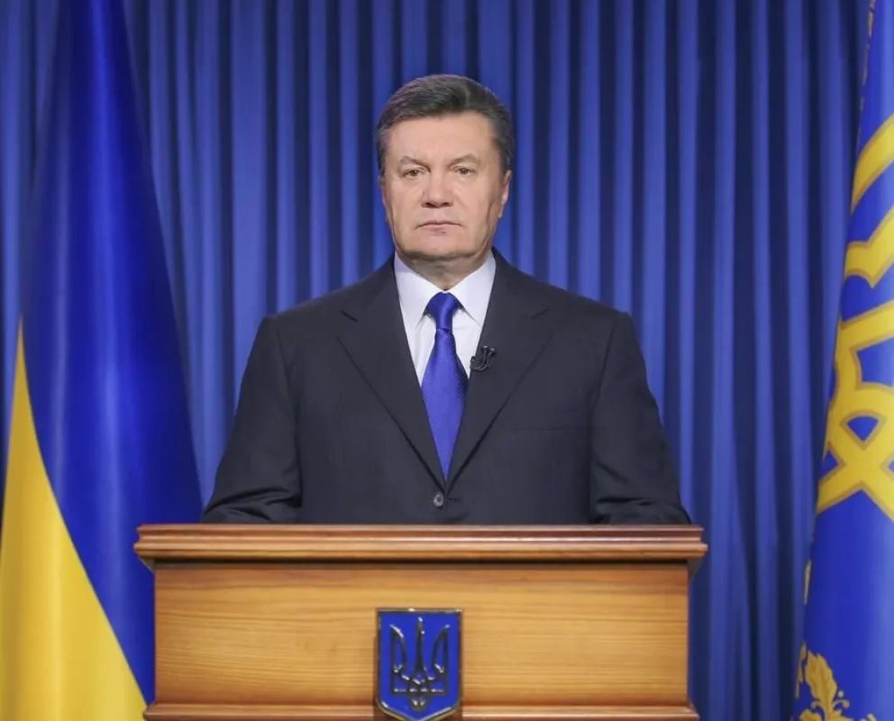 Destituyen al presidente de Ucrania y llaman a elecciones