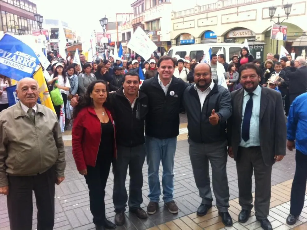 Oposición lanza campaña con caminata en Coquimbo
