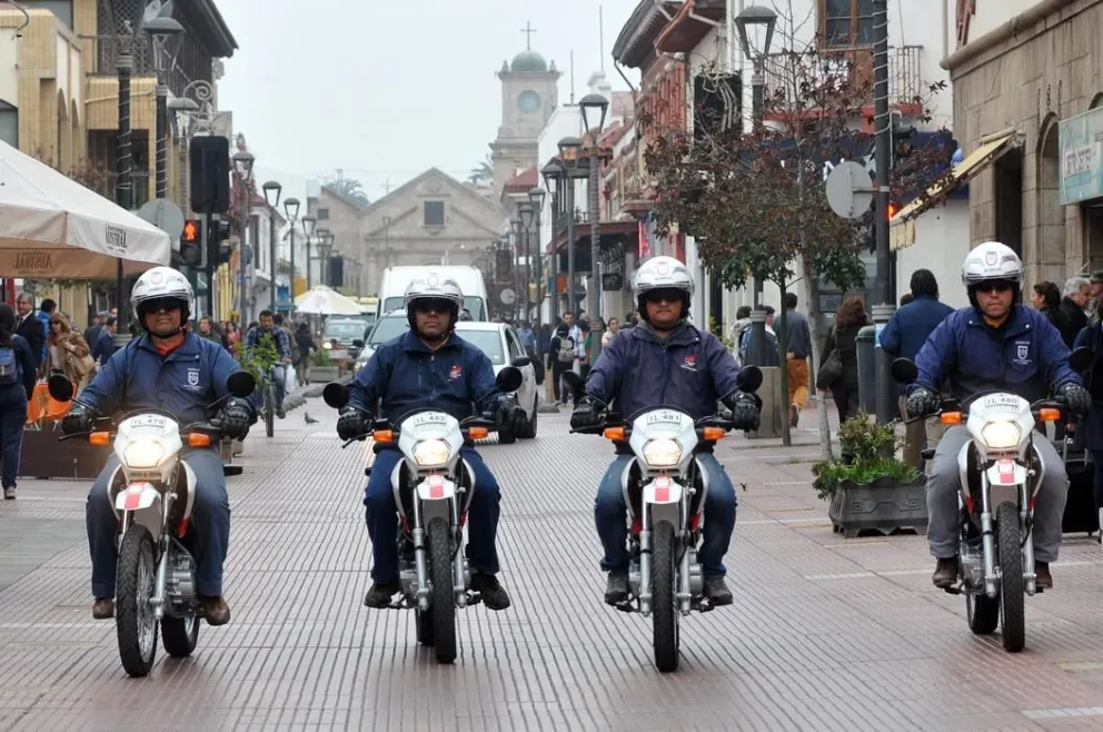 Municipio de La Serena aumenta seguridad con diez nuevos motoristas