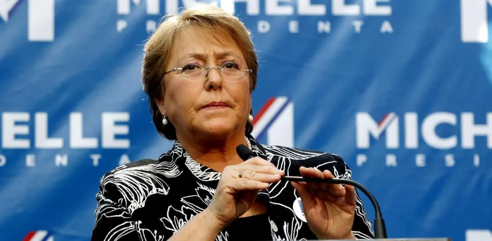 Bachelet revela que Contreras la interrogó durante arresto