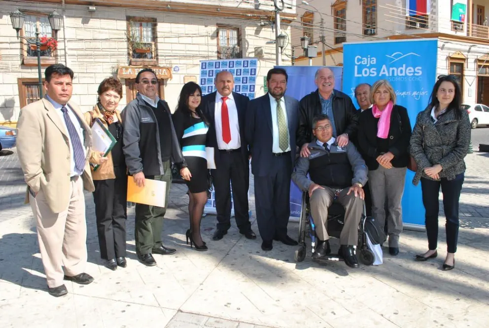 Ambiciosa iniciativa busca donar más de nueve mil sillas de ruedas