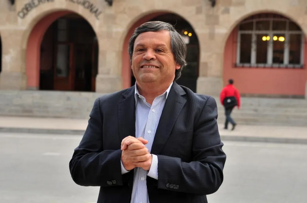 Diputado Luis Lemus (PS) llama a respaldar mayoritariamente a Bachelet en primarias