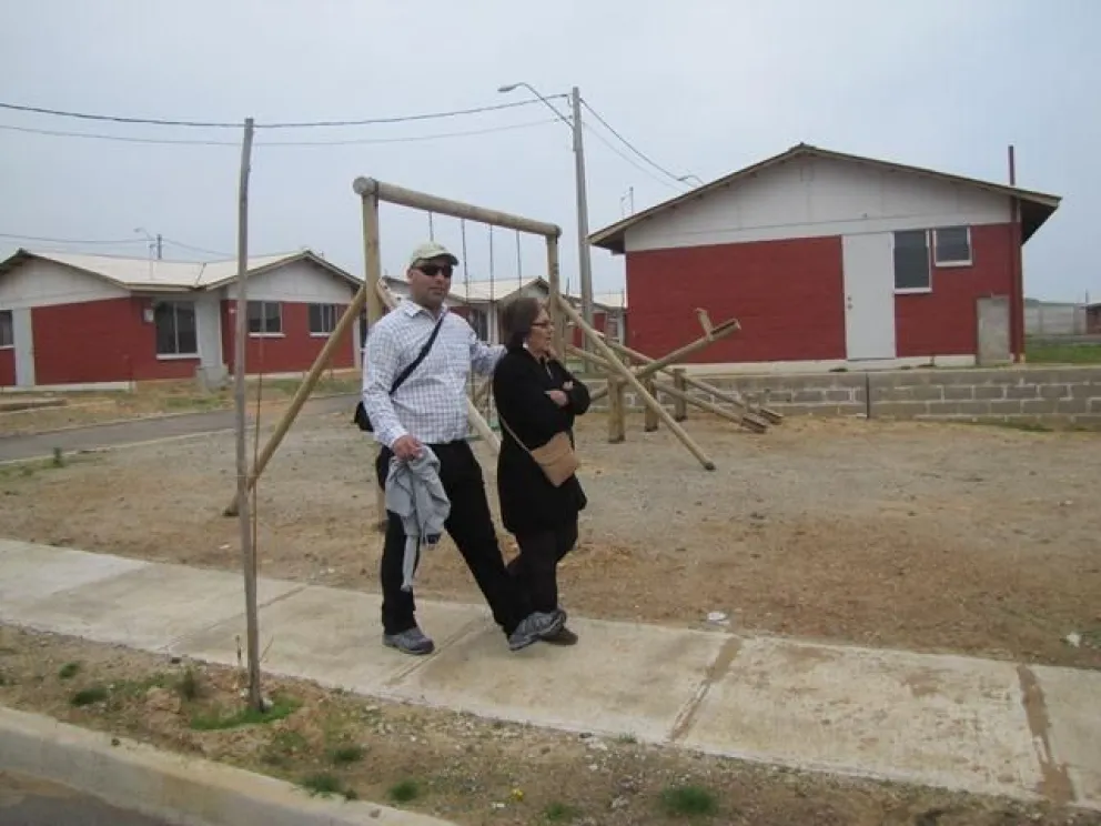 Tras cuatro años de larga espera unas 144 familias de Los Vilos reciben sus viviendas