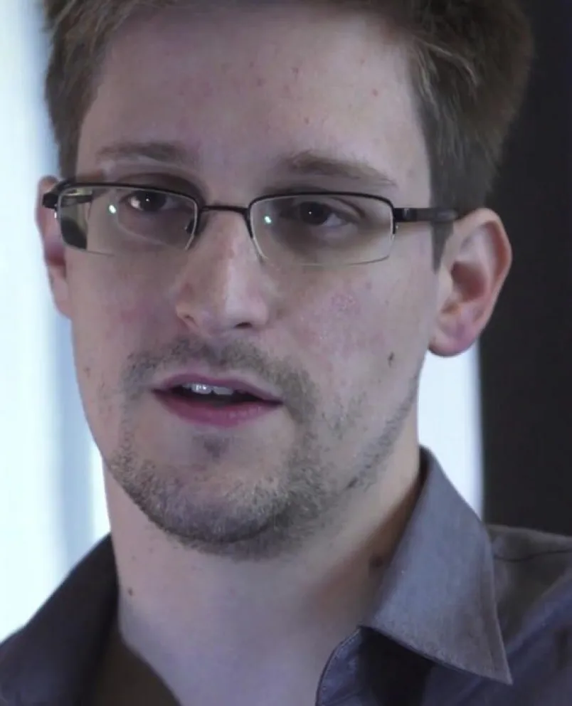 Snowden: "Gobierno de Estados Unidos lleva años espiando a China y Hong Kong"