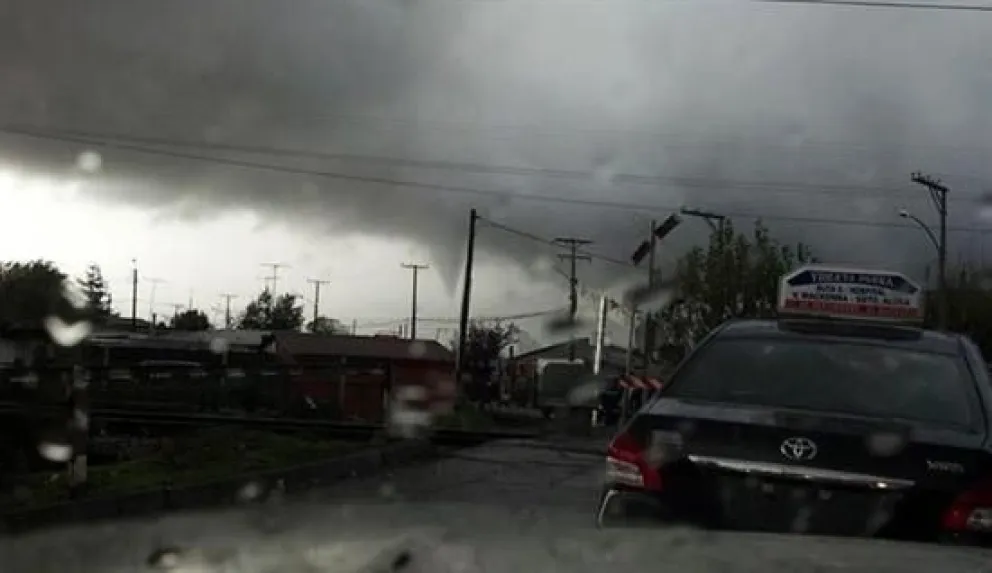 Al menos 50 viviendas afectadas por tornado en San Carlos
