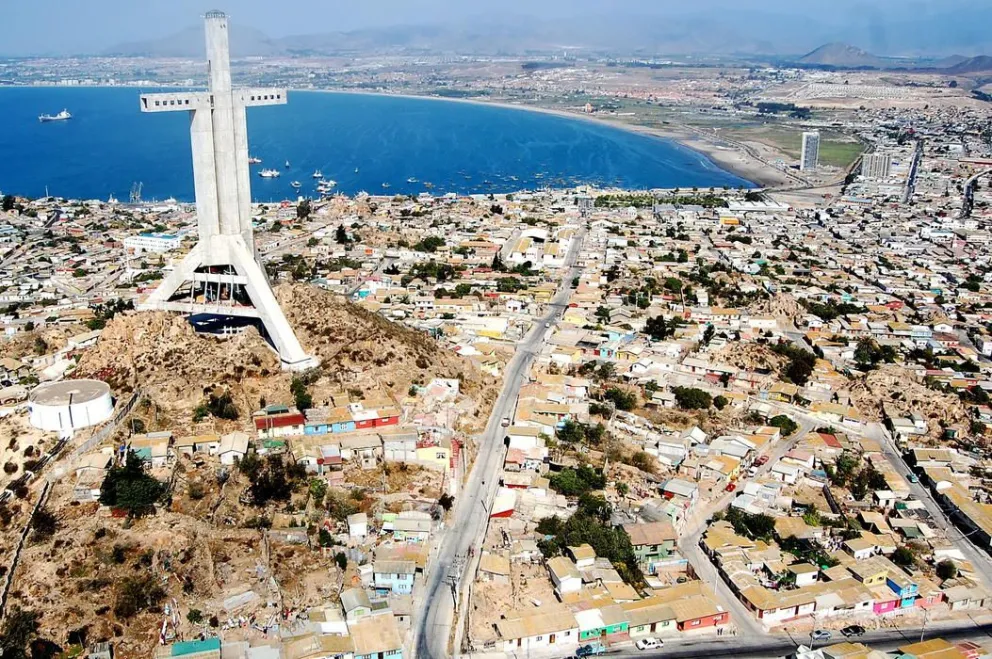 Monseñor califica como “semicruz” a la Cruz del III Milenio